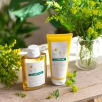 KLORANE REFLETS BLONDS SHAMPOOING A LA CAMOMILLE 400ML – Image 3