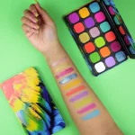 REVOLUTION FOREVER FLAWLESS BIRD OF PARADISE EYESHADOW PALETTE – Image 3