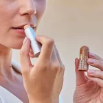 ISDIN PROTECTOR LABIAL HV 30SPF – Image 2