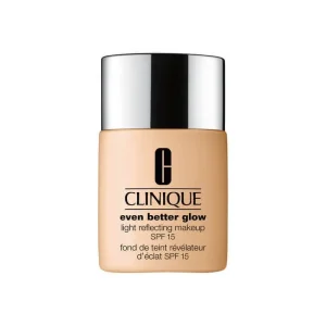 Clinique Even Better Glow Fond de Teint Révélateur d'Eclat SPF15 30Ml WN 12 Meringue