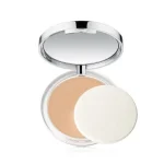 Clinique Almost powder makeup 03 Light - Teint poudre naturel SPF 15